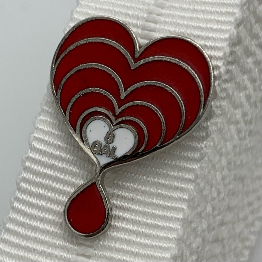 8 GAL Blood donation Red Heart Enamel Pin
